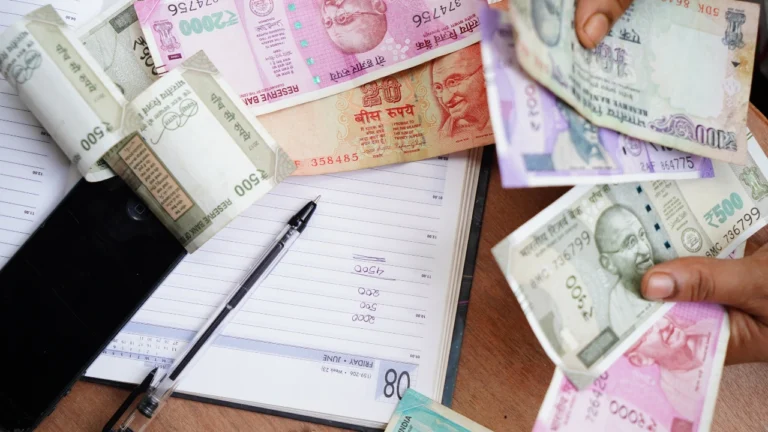 save ₹1 lakh in one year